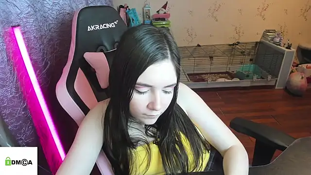 Crazy_forest_fairy webcam