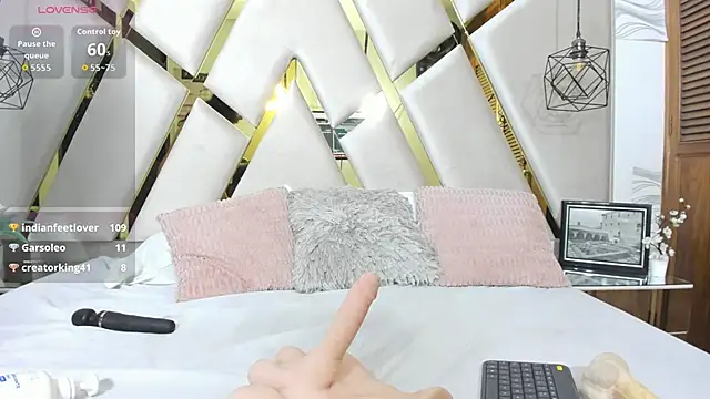 charlotte_chapman webcam