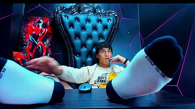 ethan_waalker - Ethan_Waalker's free webcam - UK Sex Cams