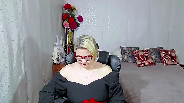 LucilleFenlys webcam