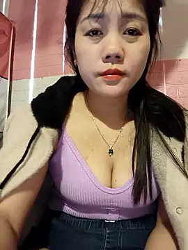 Ngocmai_lazdy webcam