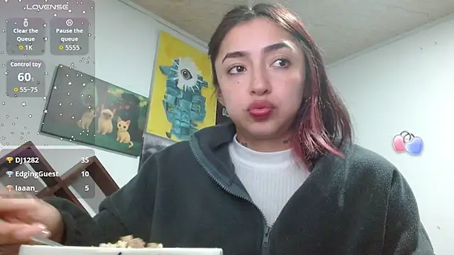 zoebakers_ - ZoeBakers_'s free webcam - UK Sex Cams