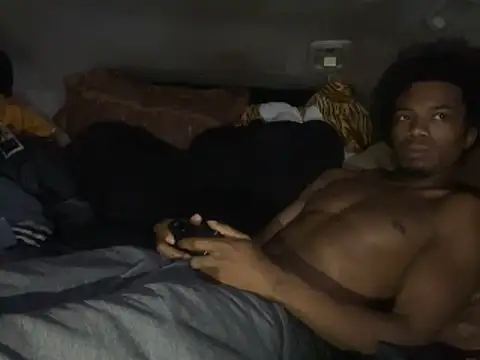 SlimeCrownzOut5 webcam