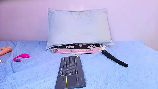 melany_roberts_ webcam