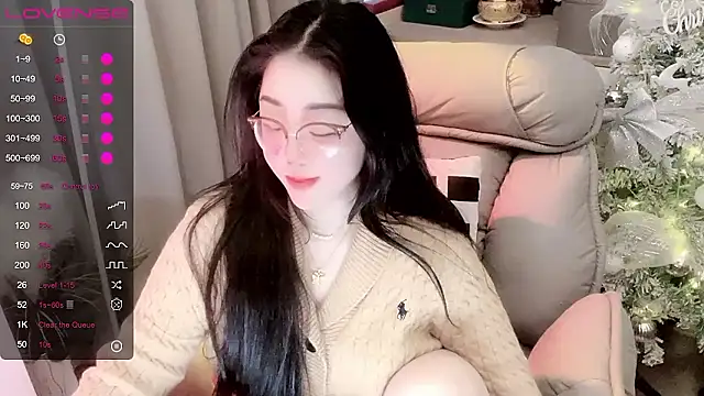 Monica-666888- webcam