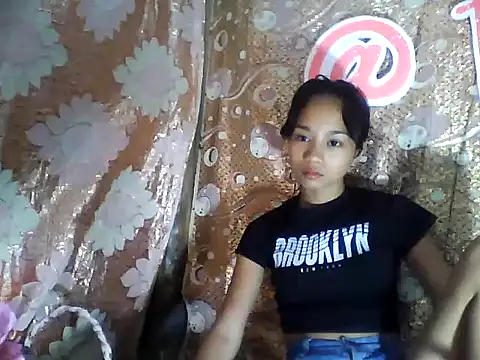 Asianpinay_Skinny1818 webcam