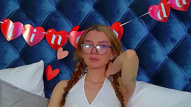 VanessaVienne webcam