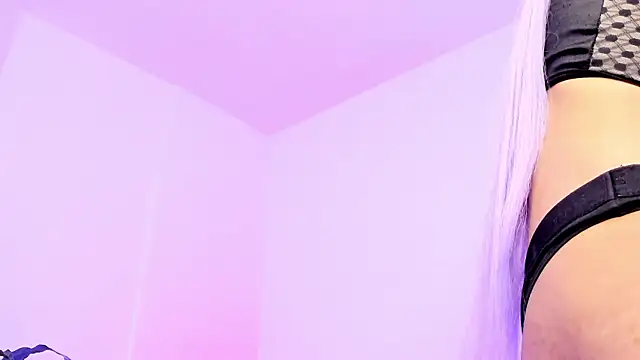 Varya_Ferreira webcam