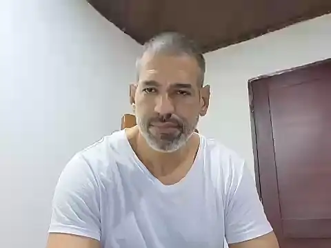 jackbigcock11 webcam