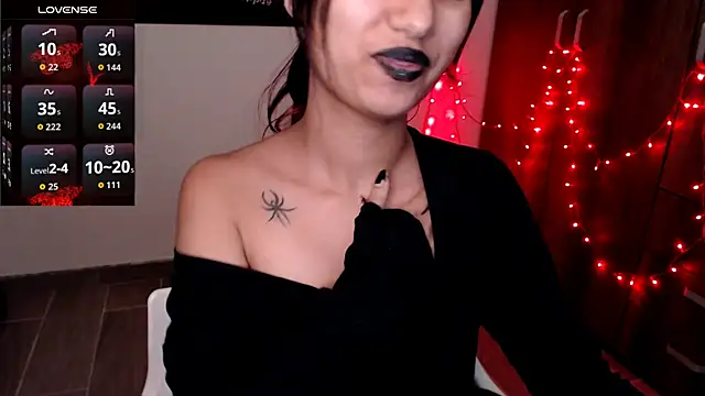 Little-Lucifer webcam