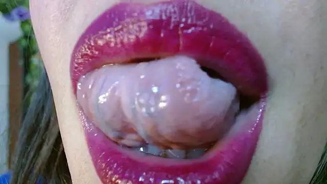 miss_evoleth2 webcam