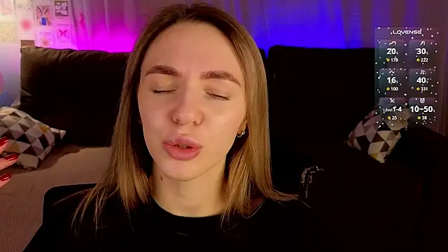 molly_crystal webcam