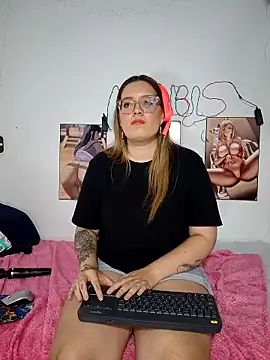 kendallclarkk03 webcam