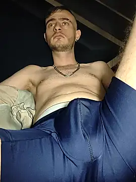 bigcockwhite777 webcam