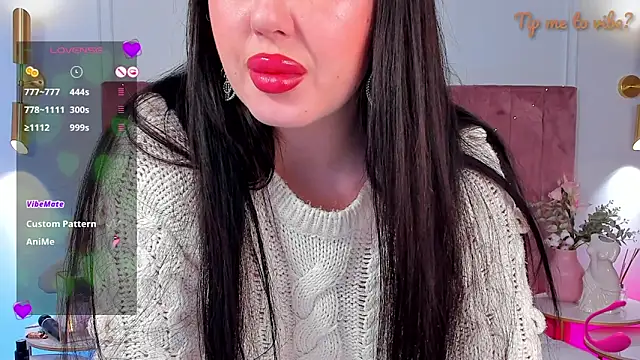 mayzzie (F teen) - nipple clamps