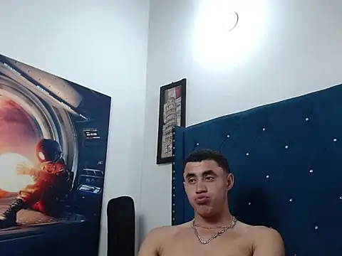 cris_steban1 - Cris_steban1's free webcam - UK Sex Cams