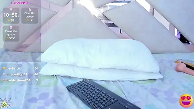 sophie_pariss webcam