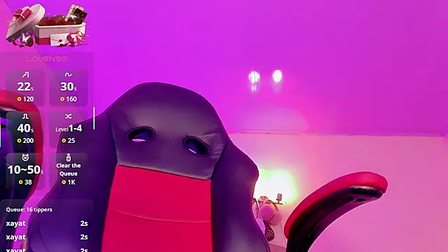 naomy__xx from StripChat is Freechat