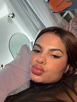 Irina_Velvett webcam