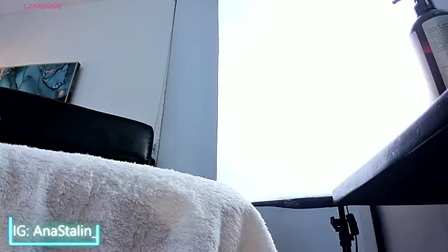 AnaStalin_ webcam