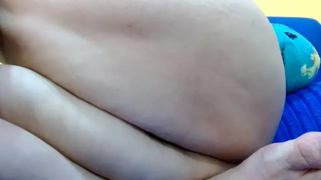 thebesthairypussy2 from StripChat is Freechat