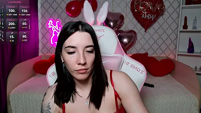 Curious_Lily webcam