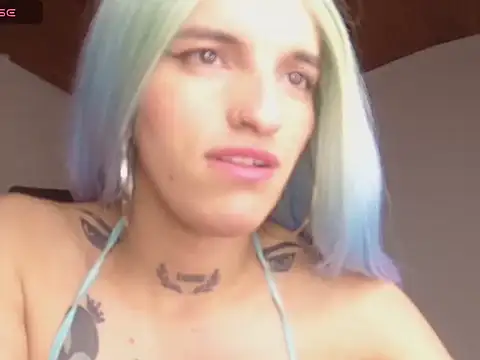 Scarlett_crastrawberry webcam