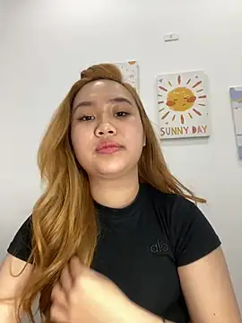 Almira6868 webcam