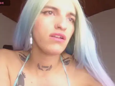 Scarlett_crastrawberry webcam