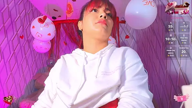 NicolleTaylor webcam