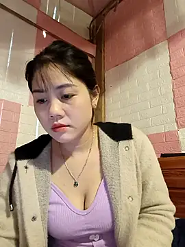 Ngocmai_lazdy webcam