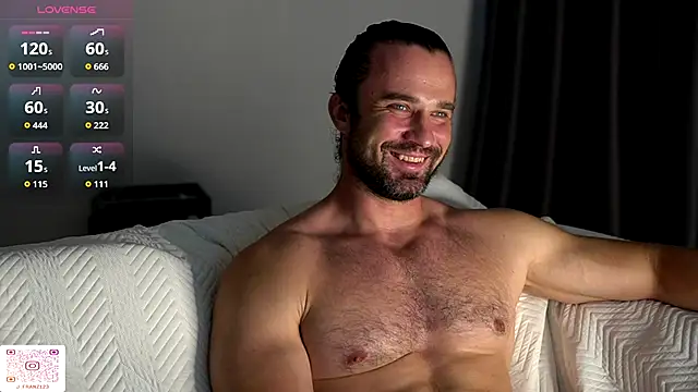 Jonathan___123 webcam