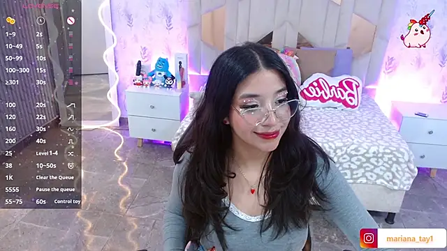 mariana_tay1 - MARIANA_TAY1's free webcam