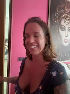 mommyselenafit_ webcam