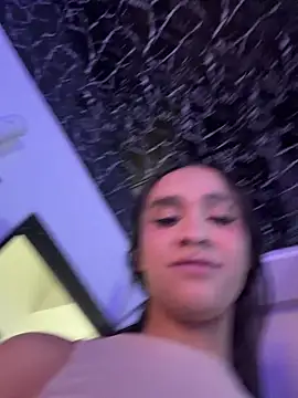 Isabella-Teen webcam