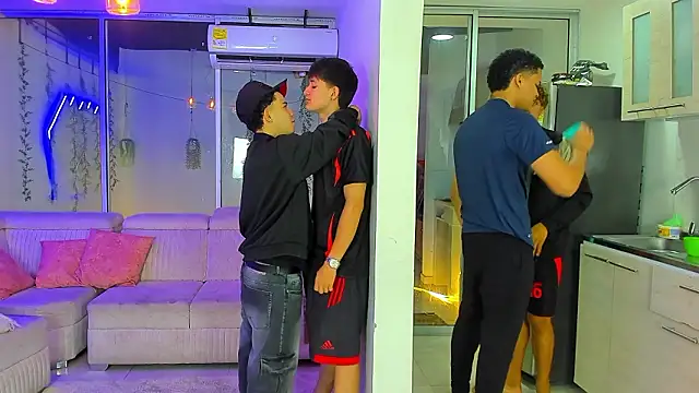 Houseofwarrios webcam