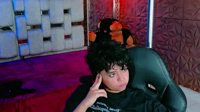 lunabustygirl webcam