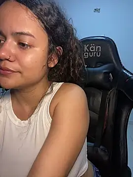 demonaughtyyy - Demonaughtyyy's free webcam - UK Sex Cams