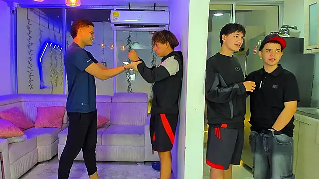 Houseofwarrios webcam