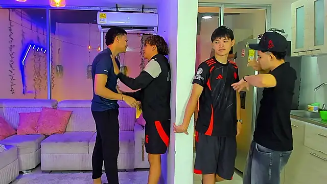 Houseofwarrios webcam