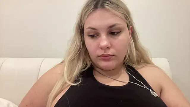 selvarine - Selvarine's free webcam - UK Sex Cams