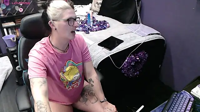 oddywithabody webcam