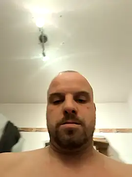 phoenix2310 - Phoenix2310's free webcam - UK Sex Cams