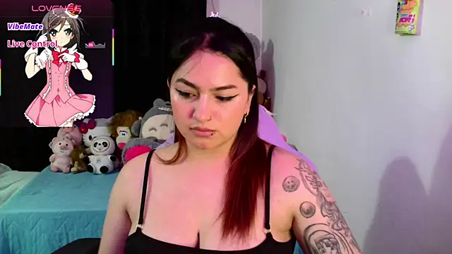 lucycherry__ webcam