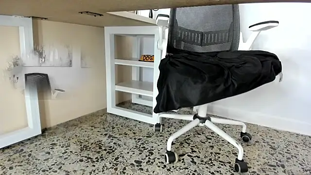 shaaroon_gold webcam