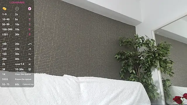 tinyblair - TinyBlair's free webcam - UK Sex Cams