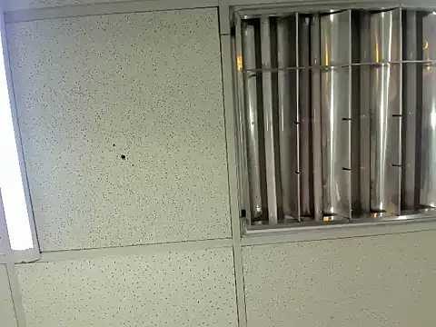 Aisha_hotts777 webcam