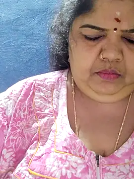 tamilthanushri webcam
