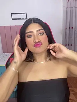 GabrielaZuluaga webcam