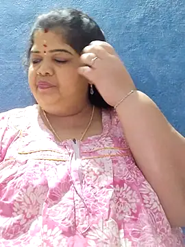 tamilthanushri webcam